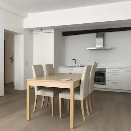 Апартаменти Moire Living *