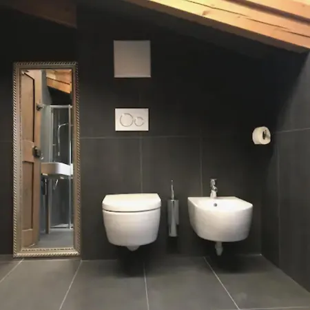 Апартаменти Moire Living Больцано