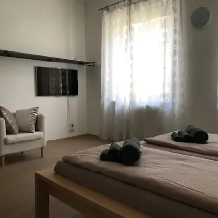 Апартаменти Moire Living Больцано